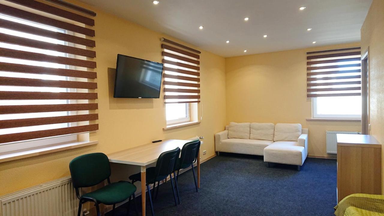 Riga City Center Quiet Apartment With Free Private Parking المظهر الخارجي الصورة